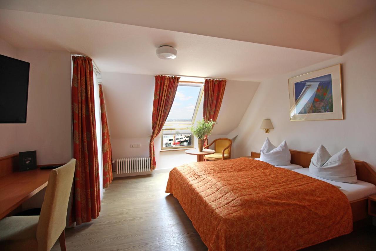 Hotel Schiff Am 3*